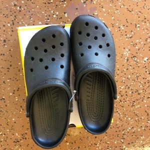 Mens size 11 blue crocs